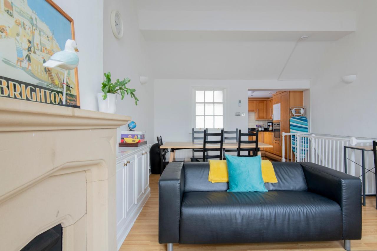 Fantastic 3 Bed Brighton House- Sleeps 6- Superfast Wifi And Garage Apartment ภายนอก รูปภาพ